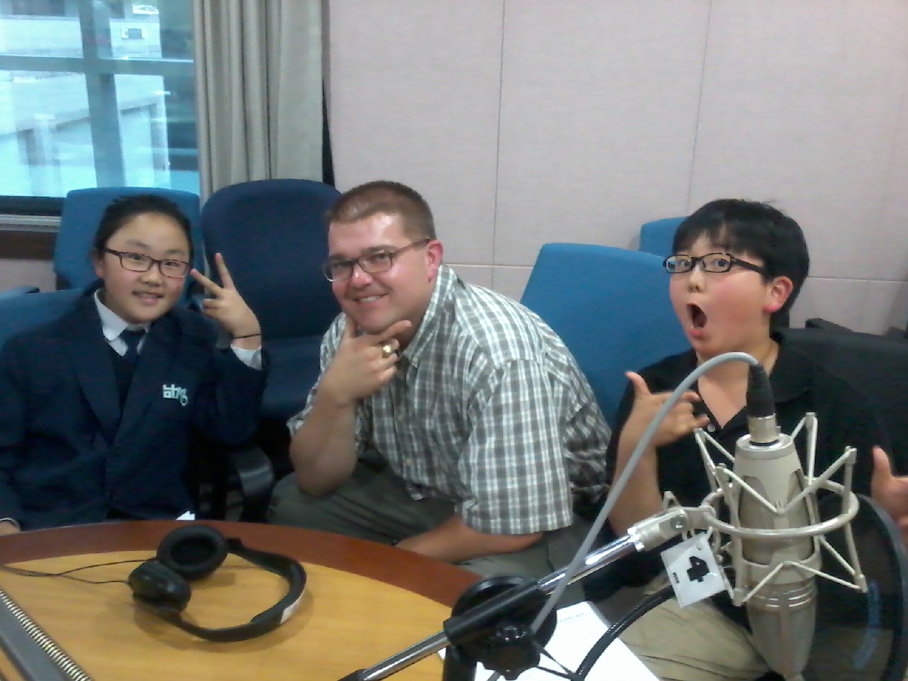 Mike와 5월 Kids Announcer 친구들 :) Photo1