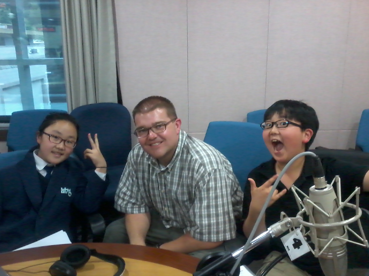 Mike와 5월 Kids Announcer 친구들 :) Photo2
