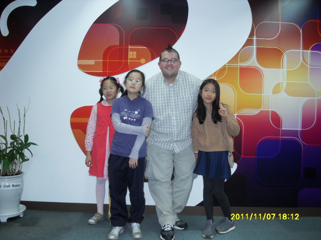 11월 13일 탤런트 쇼 출연 어린이들 :) Photo2