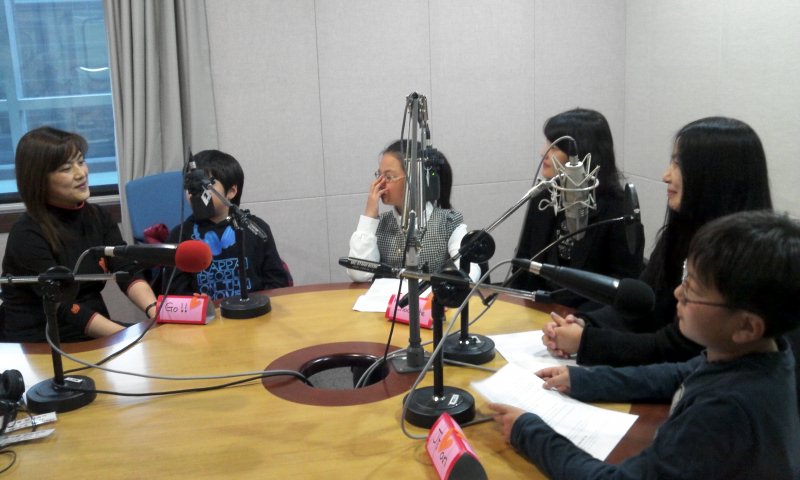 12월 18일 Show Your Talent Season2에  출연한 친구들과 어머니예요^^ Photo3
