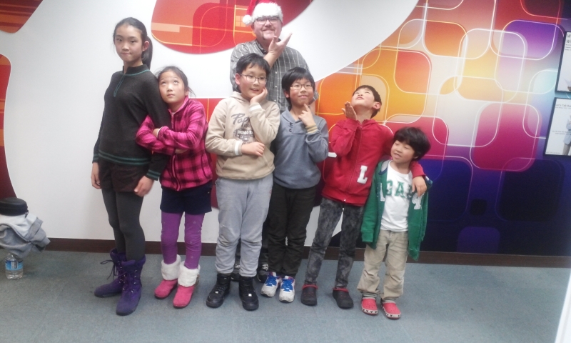 12월 23일 Survivor Carol Contest Photo2