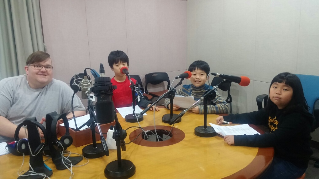 3월 1일 서바이벌 게임쇼 Photo1