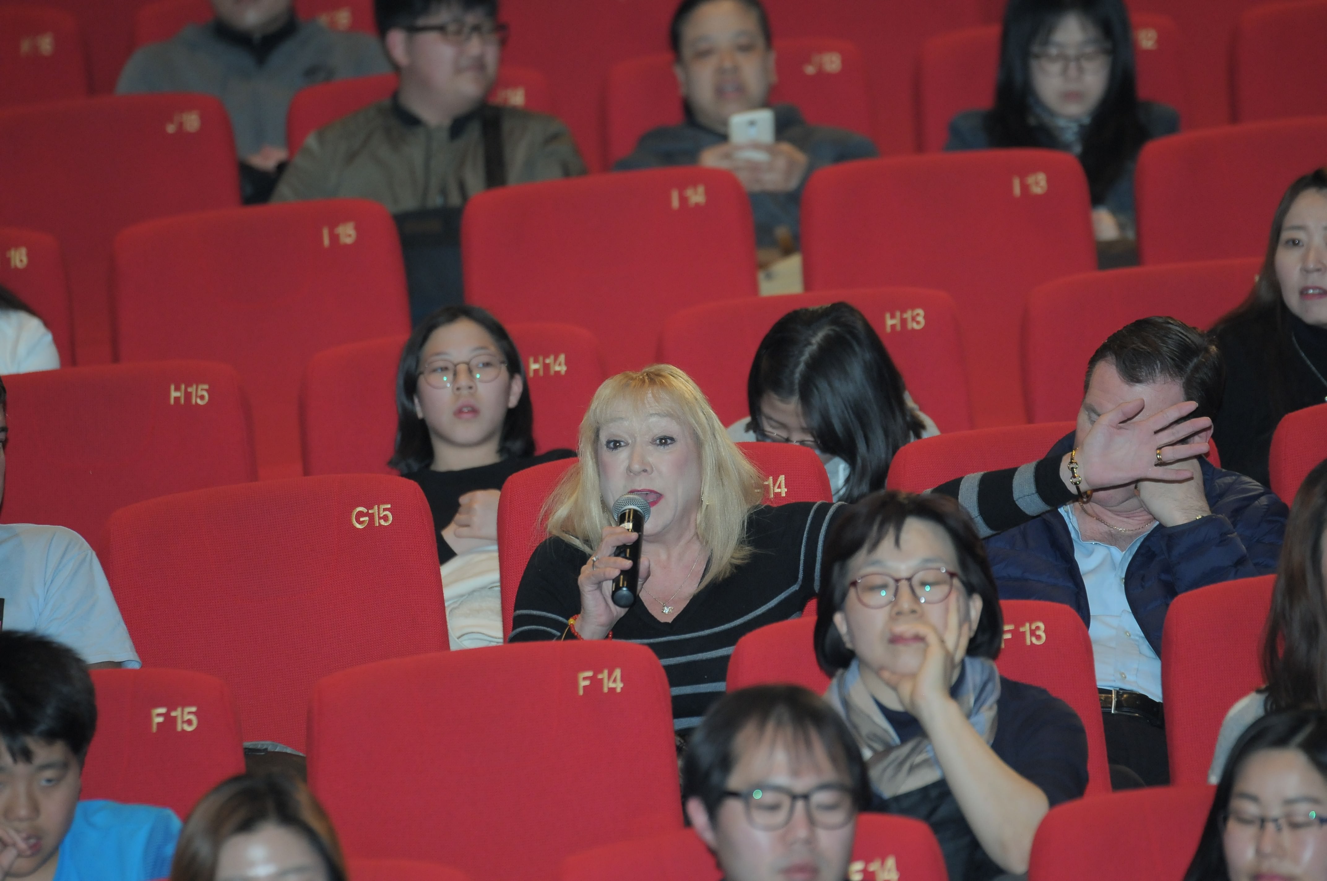 3월 외교관 마크캐닝과의 토크쇼 Photo1