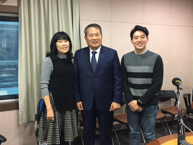 원정희 금정구청장님과 함께 Photo1