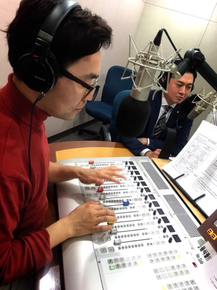 2017-12-28 중화항공 부산지사장 《知音访谈》 Photo1