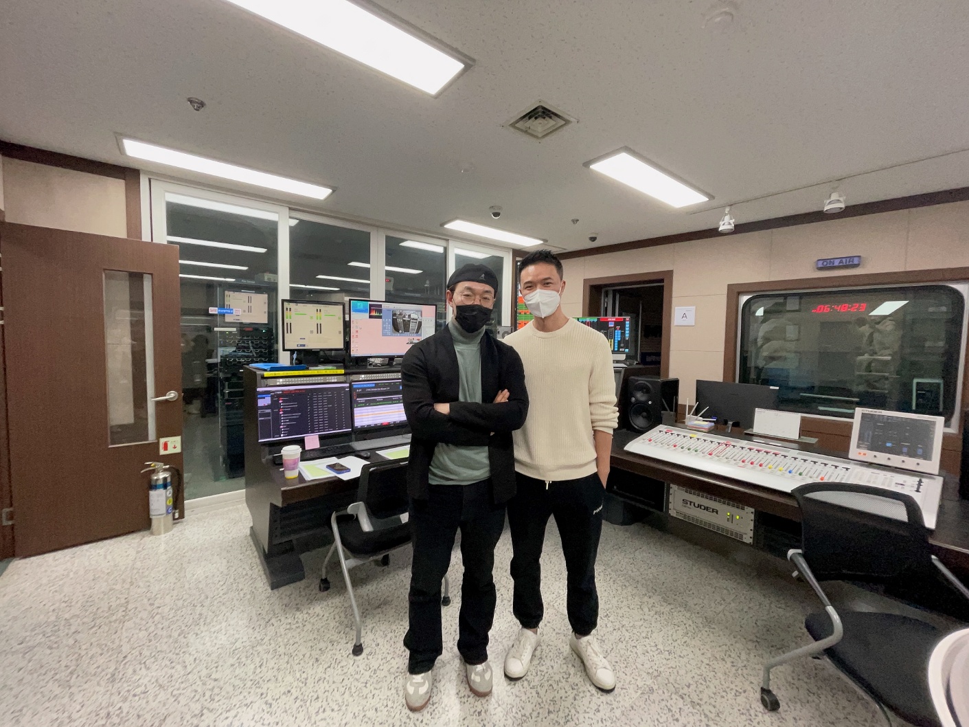 울춘화_미국 뉴욕 증권 거래소 모 상장 회사의 CEO 겸 이사_12.28 Photo3