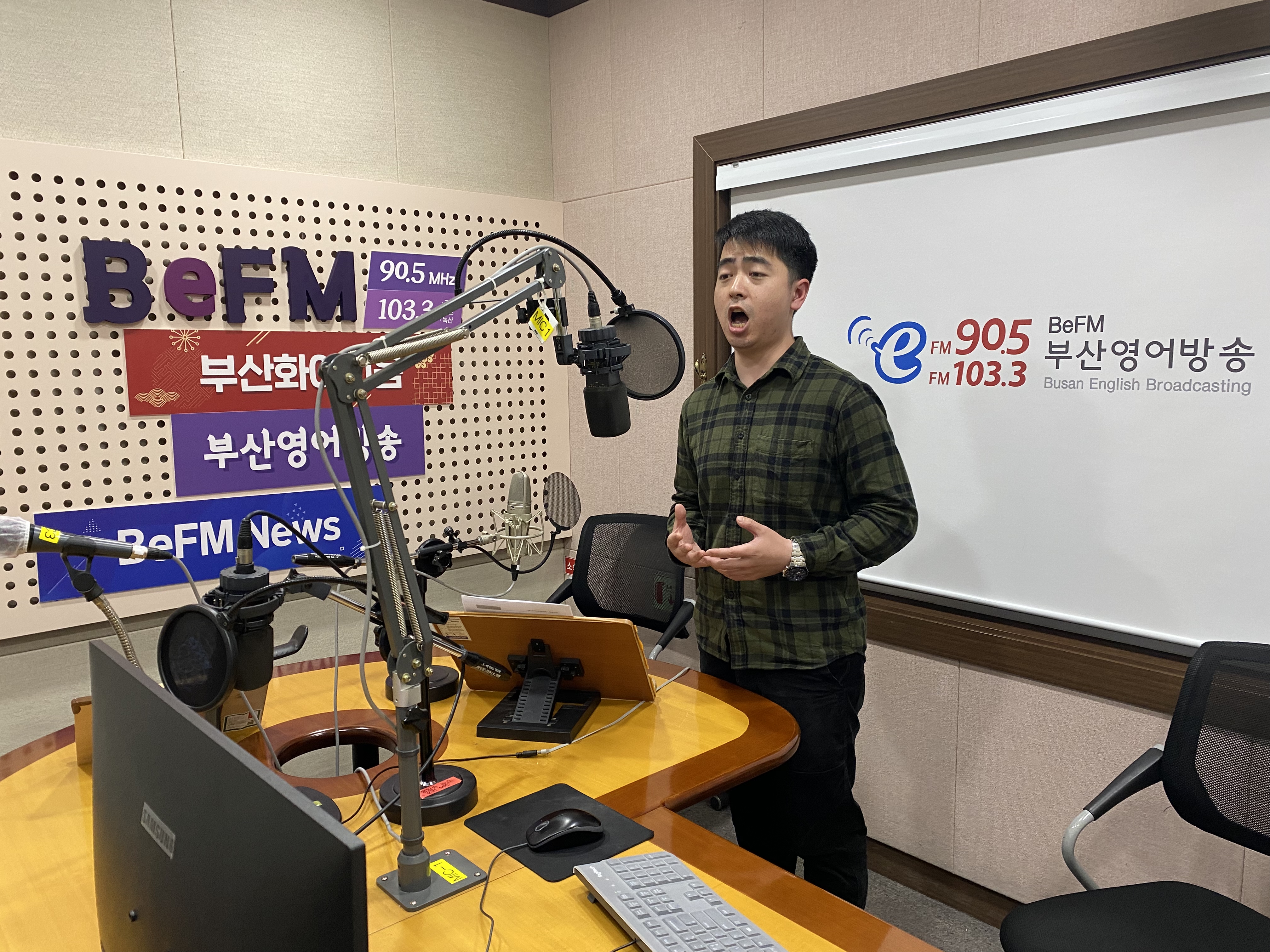 (지음방담/知音访谈) 펑원신 소프라노_04.05 Photo3