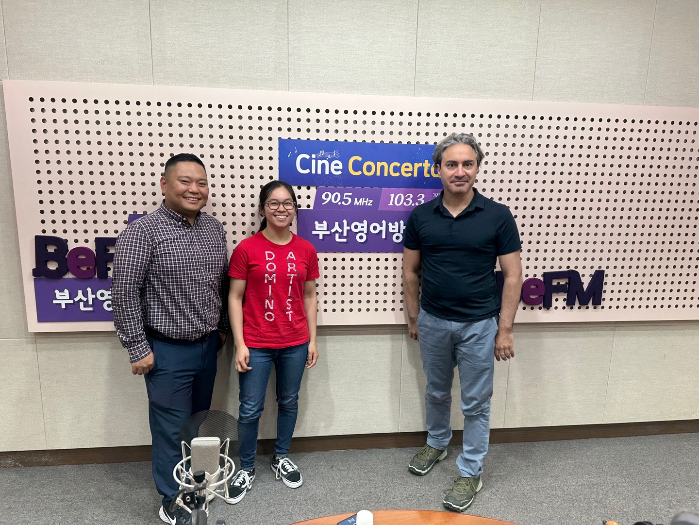 Special Interview with Lily and Jeremy  Photo4