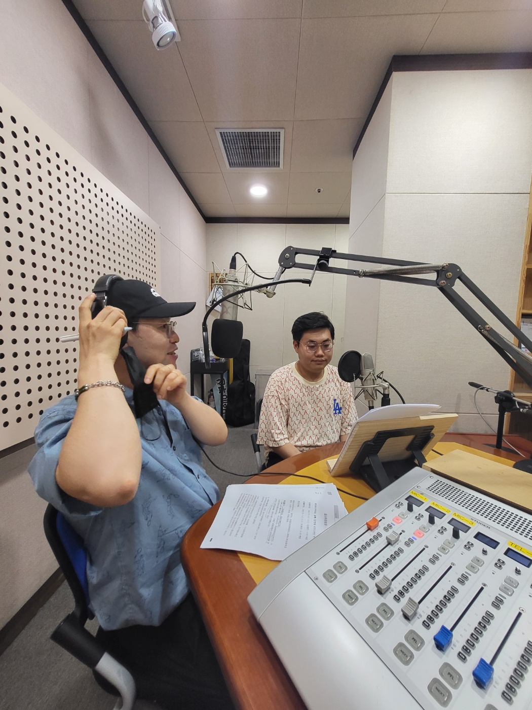 (지음방담/知音访谈) CUIBIAO-06.15 Photo1
