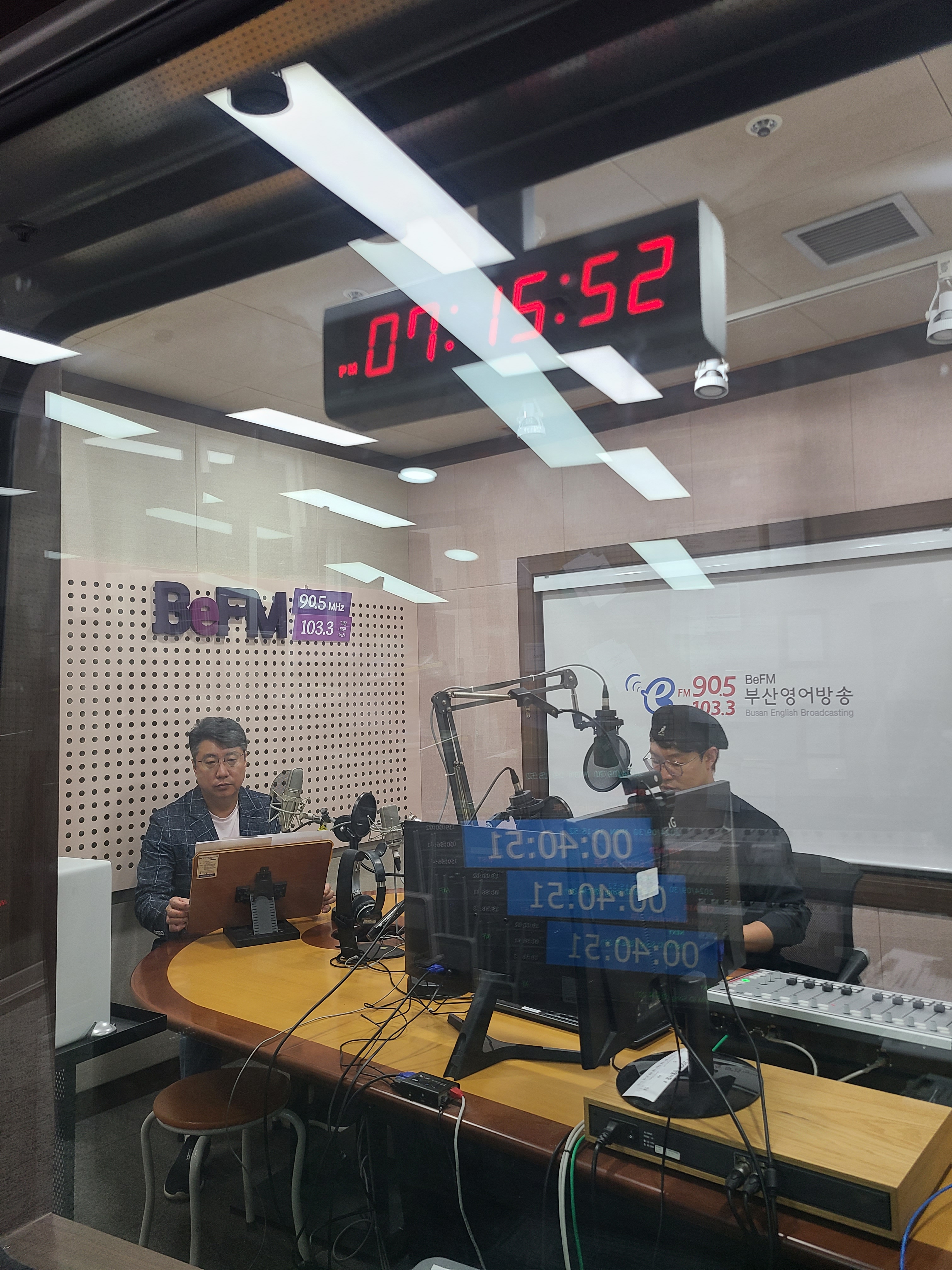 (주간인물/超级访问) 동의대 창업보육센터 박영도 센터장님_09.30 Photo1