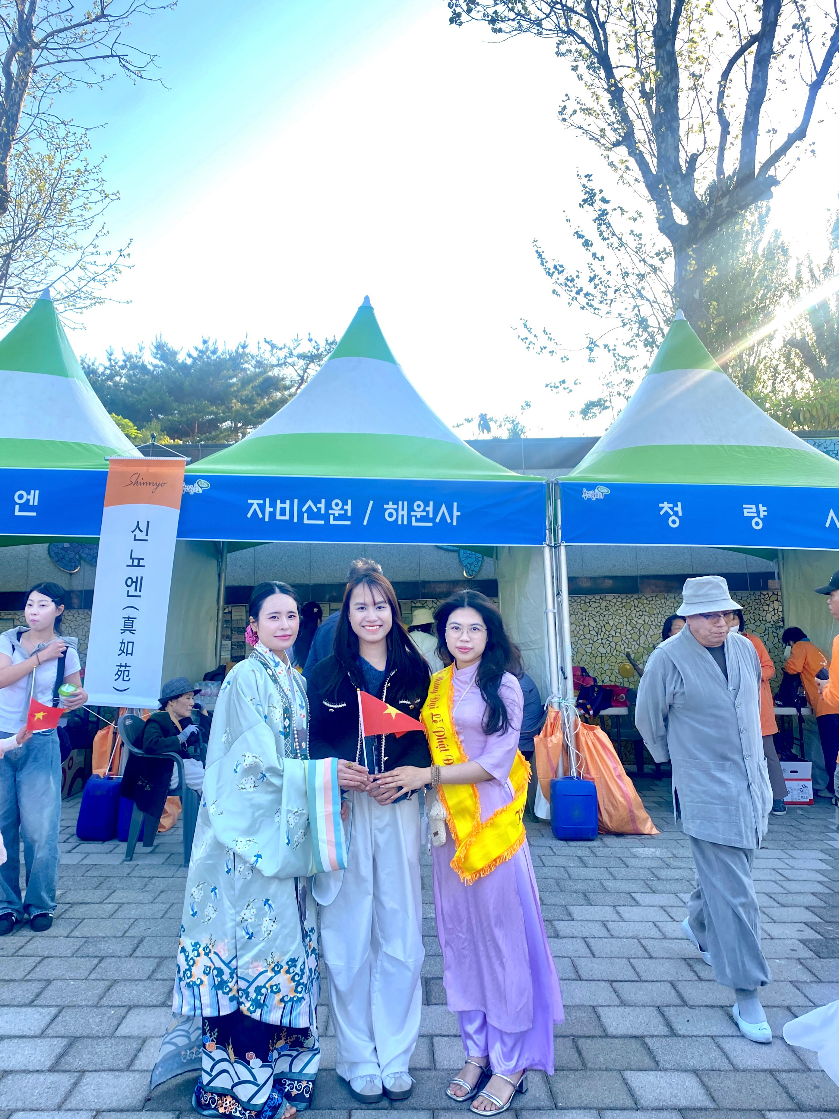 [헬로 베트남/구석구석] 부산 연등회 (Lễ hội Đèn lồng Busan) - 부산시민공원 Photo2