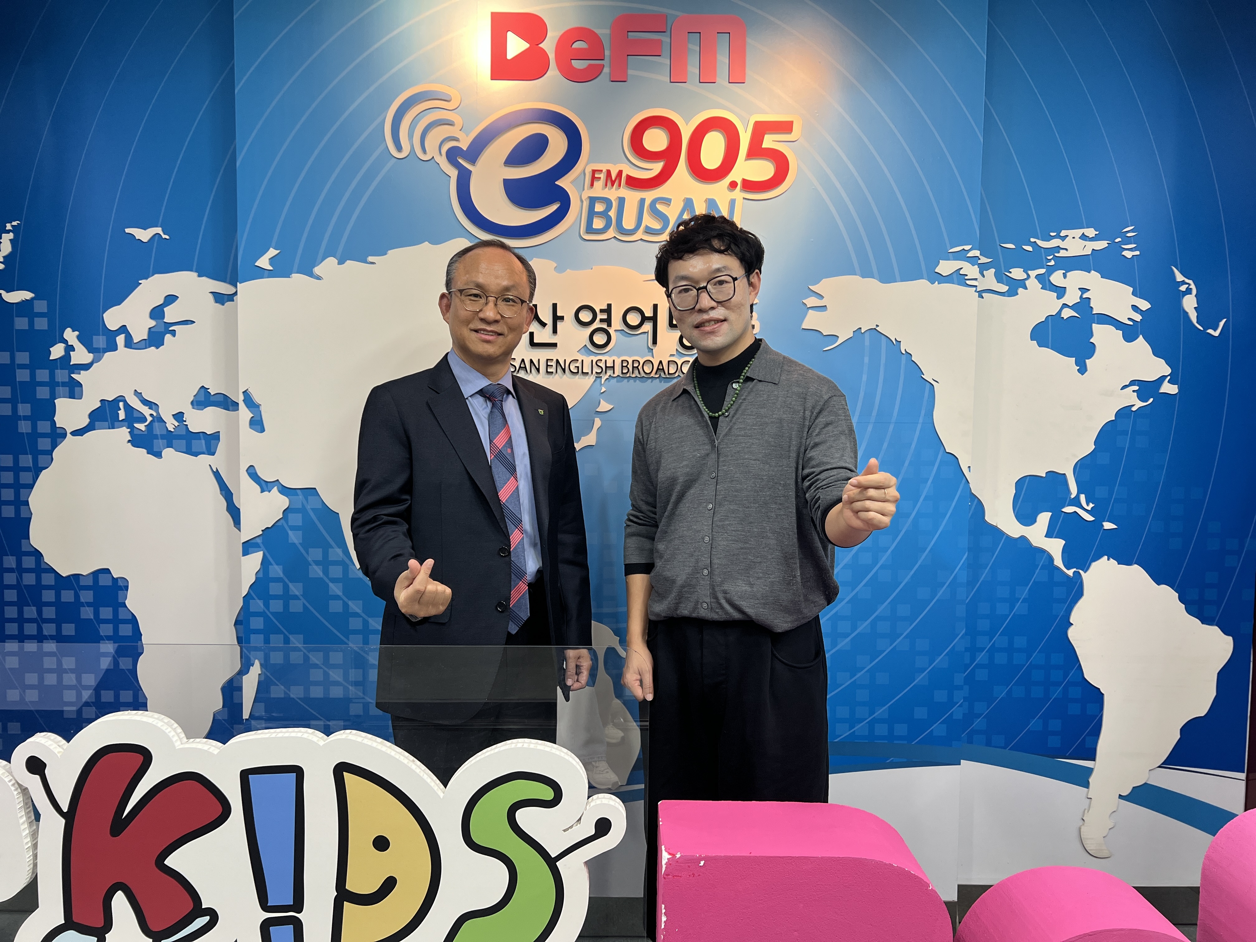 (주간인물/超级访问) 동명대 임채관 한중문화예술교류연구소 소장_11.07 Photo1
