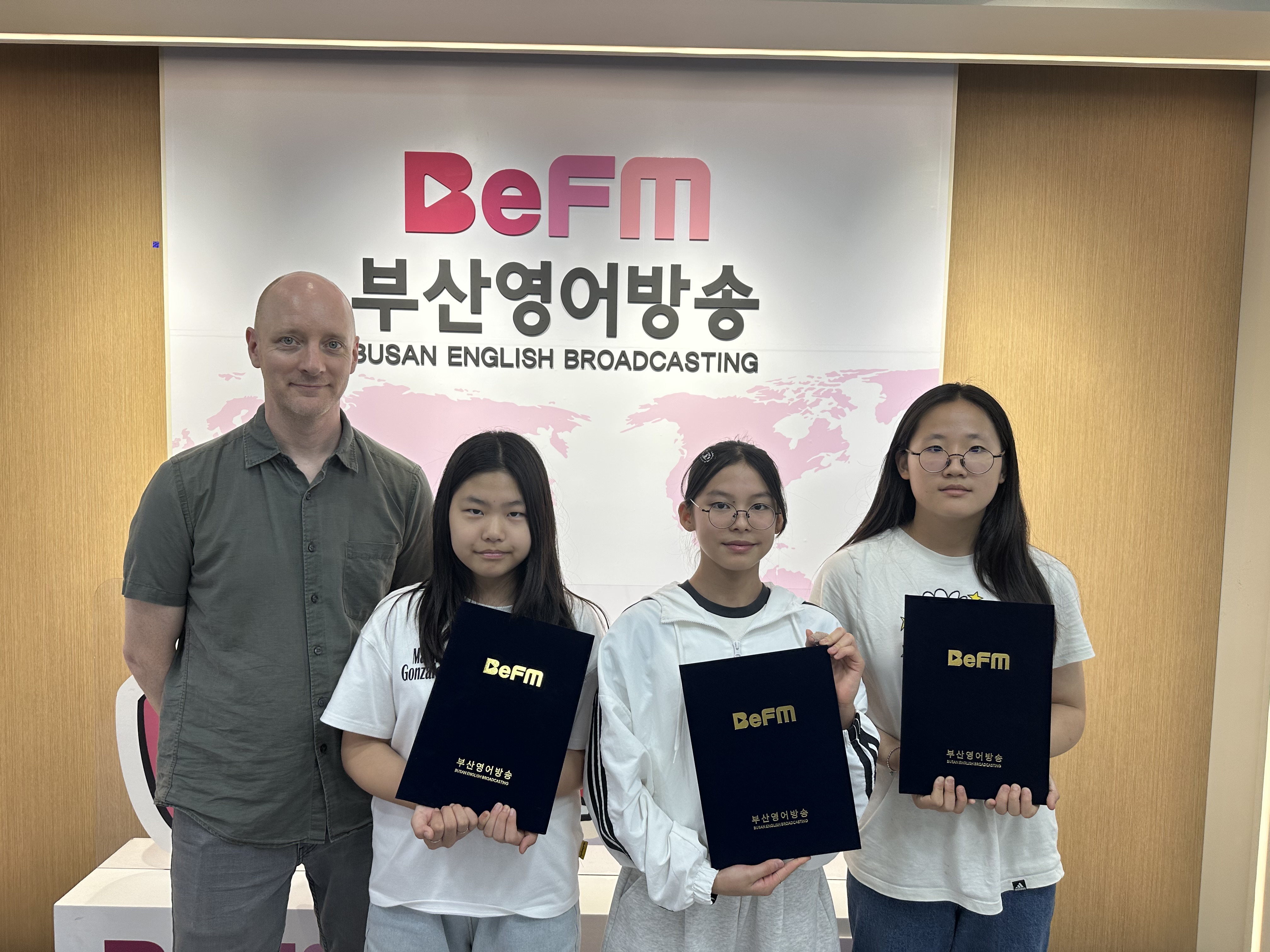 2026년 6월 21일 BeFM School Reporters Photo2