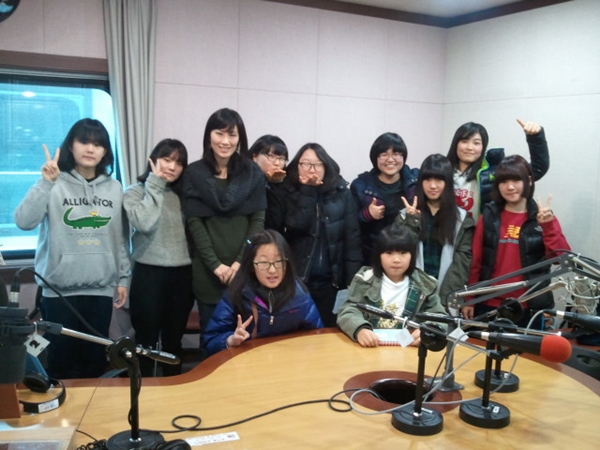 0117 Special Listeners  Photo