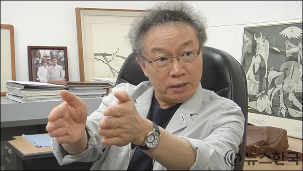 0503 Special Interview  Photo