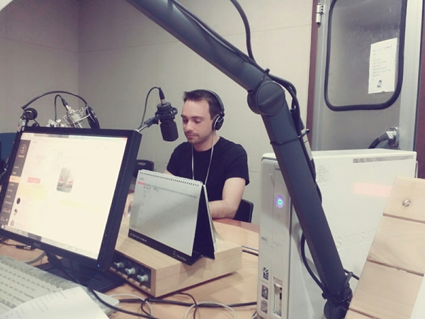 Special Segment with a Voice Actor 