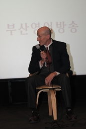 3월 외교관 마크캐닝과의 토크쇼 Photo