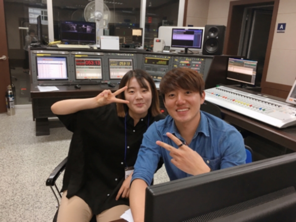 인턴 양혜량 작가와 함께 Photo