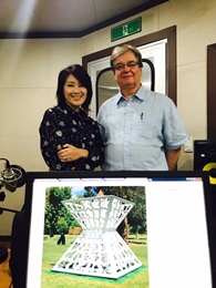 09.15 interview  Photo