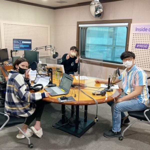 IOB_Salon de IOB with 강현민 감독 Photo