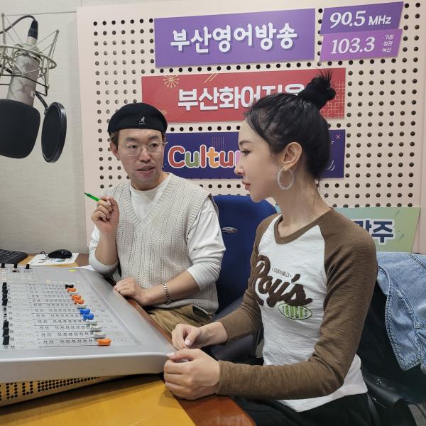 중국유명가수 왕팡  Photo