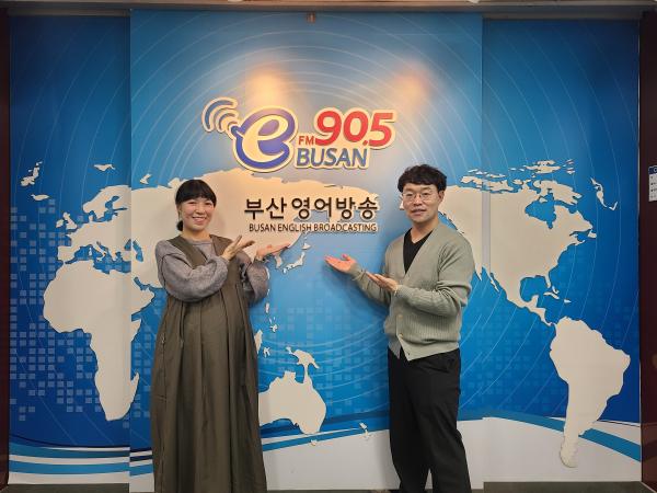 (지음방담/知音访谈) 크리스탈황_12.13 Photo