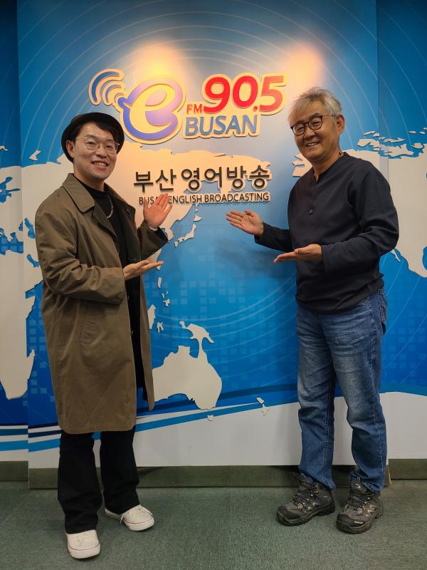 (주간인물/超级访问) EBS세계테마기행 최종명 작가님_12.19 Photo