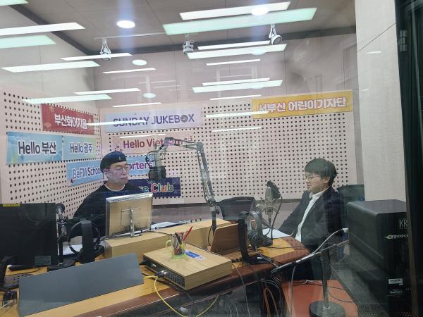 (지음방담/知音访谈) 신롱즈(동명대 박사 졸업)_01.04 Photo