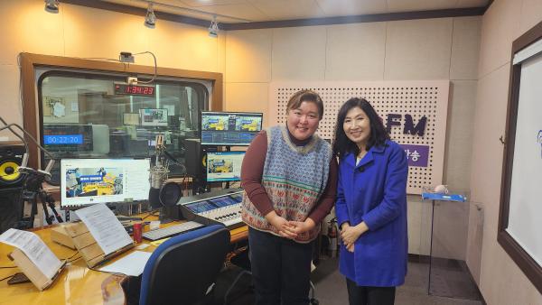 24.04.01 The Interview with 윤영숙 부산화랑협회장  Photo