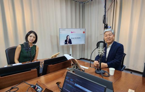 장종욱 부산과학기술자문단 단장과 함께한 부산월드와이드 Photo