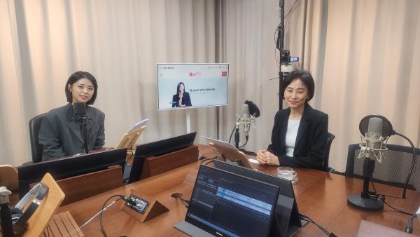 김현정 부산문화재단 본부장님과 2025 부산국제공연예술마켓에 대해서 이야기 나눠봤어용 Photo