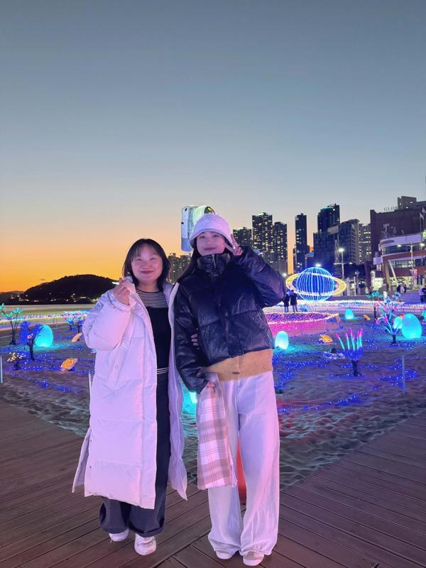 [헬로 베트남/구석구석 - KHÁM PHÁ BUSAN]: Lễ hội Ánh sáng Haeundae – Bãi biển Haeundae. Photo
