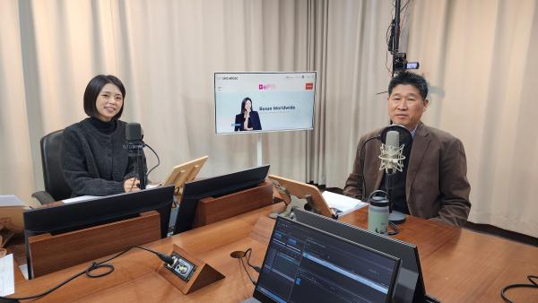 지창선 KF아세안문화원장님과 함께 했습니당:) Photo