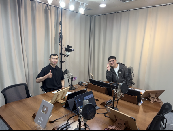 Open Studio_May.21st Azimjon Abdursulov – Recent Graduate, Job Seeker. Photo