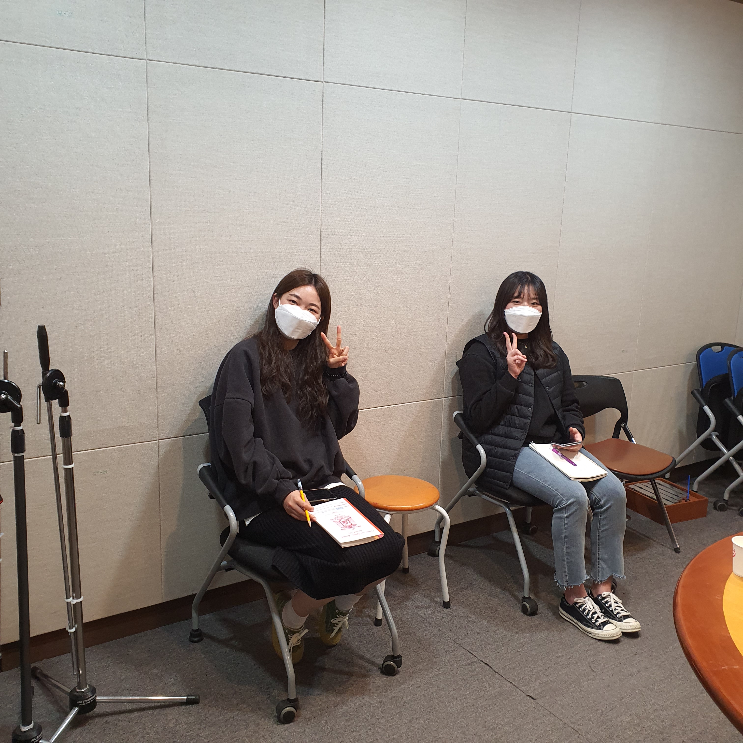 210317 The 4PM Duo와 함께하는 인턴들:) Photo1